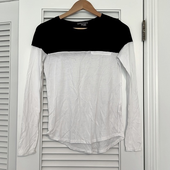 Vince. Colorblock white and black Pima cotton tee - Picture 1 of 7
